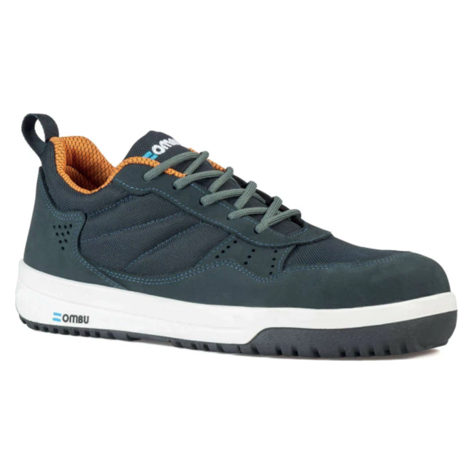 Vista lateral de la zapatilla de seguridad OMBU Sneaker Pro con etiqueta original